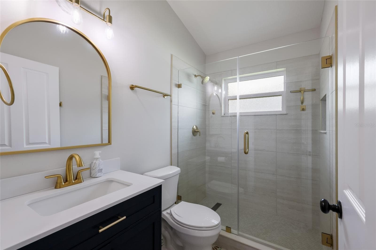 Single Family Residence at 7625 NOTTINGHILL SKY DR, APOLLO BEACH, photo 27 of 42