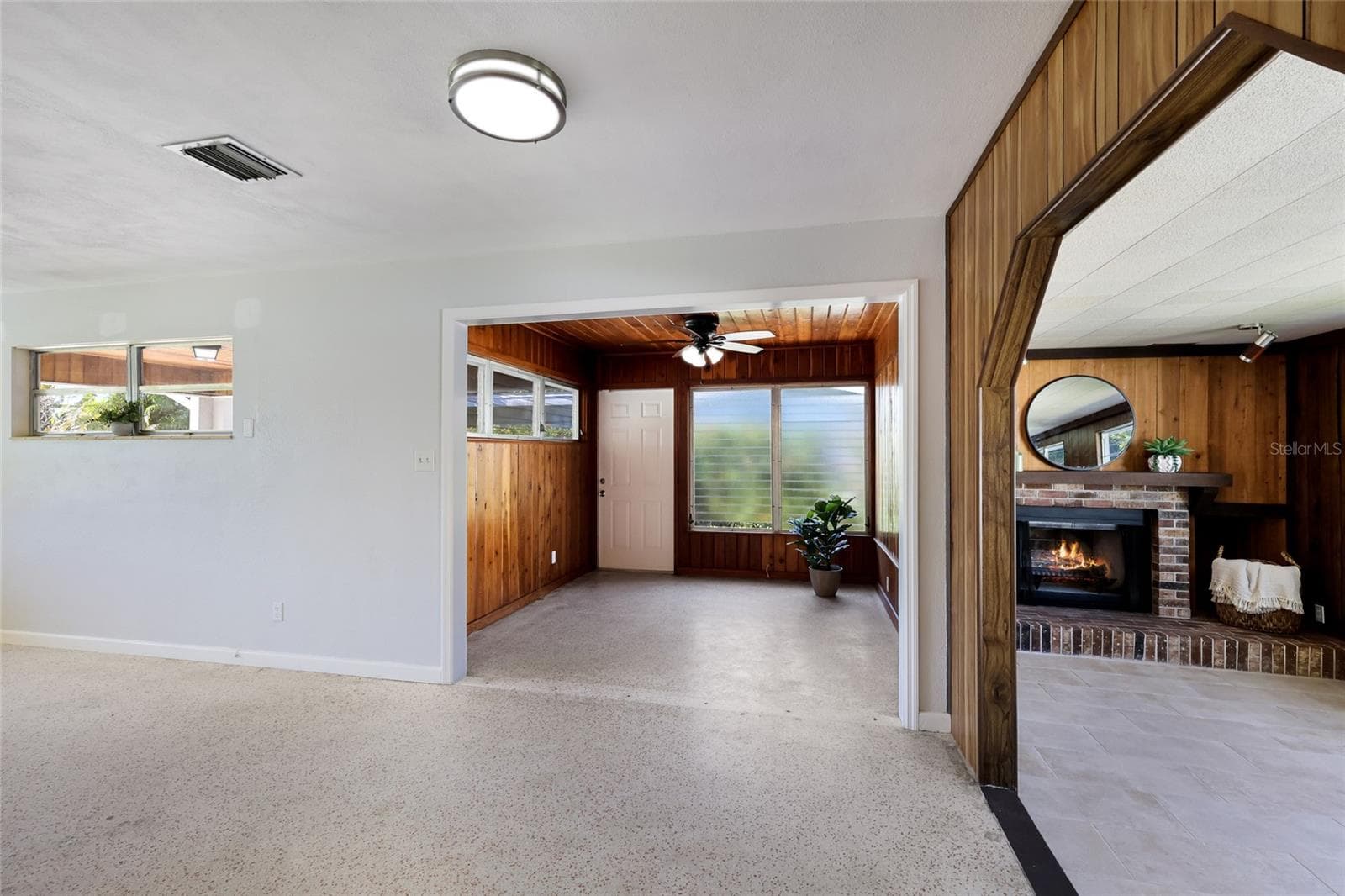 Single Family Residence at 2877 MICHIGAN ST, SARASOTA, photo 14 of 40