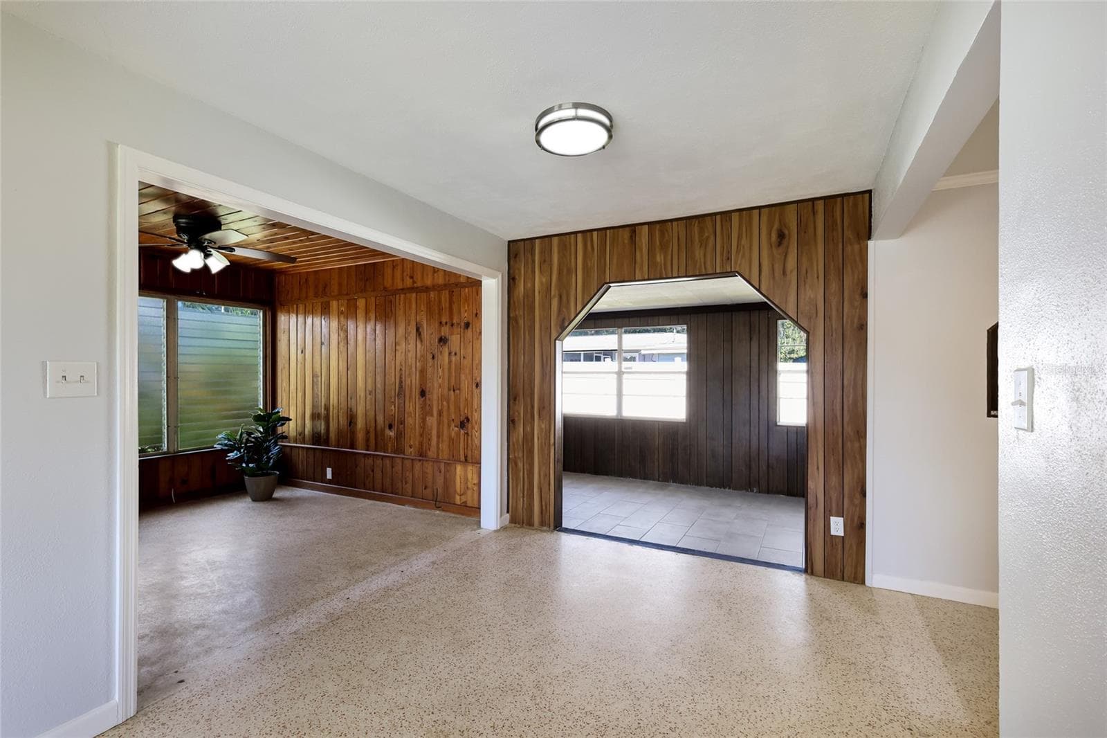 Single Family Residence at 2877 MICHIGAN ST, SARASOTA, photo 15 of 40