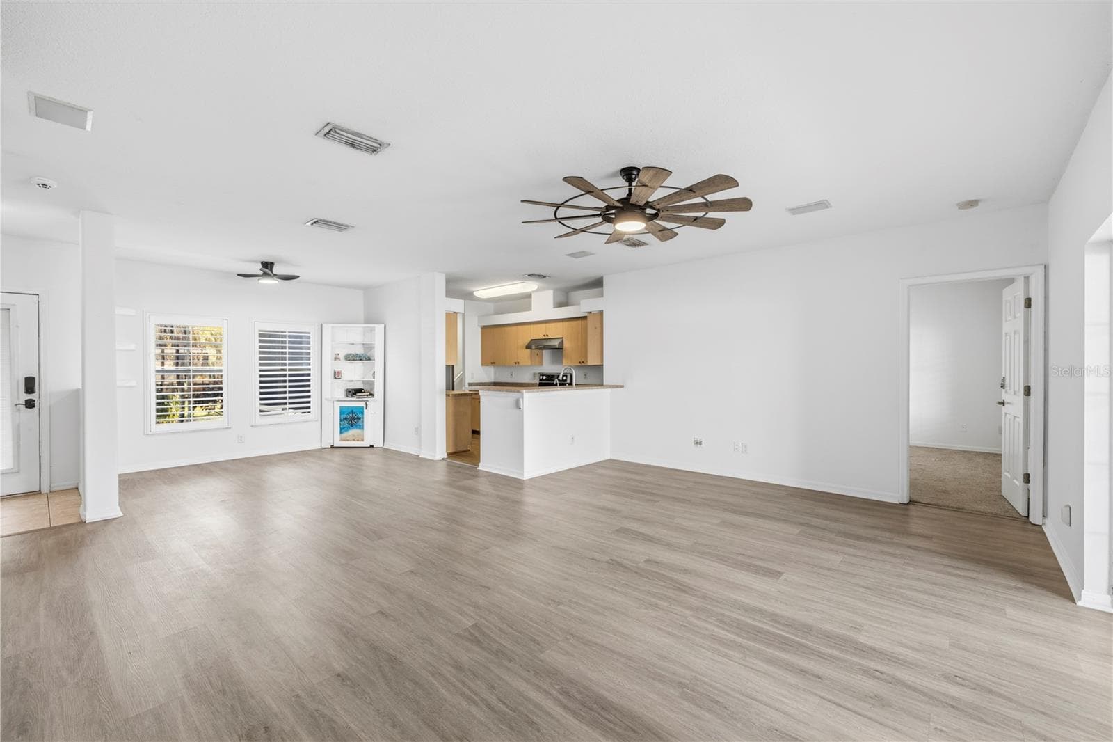 Single Family Residence at 605 CYPRESS PARK AVE, TARPON SPRINGS, photo 18 of 52