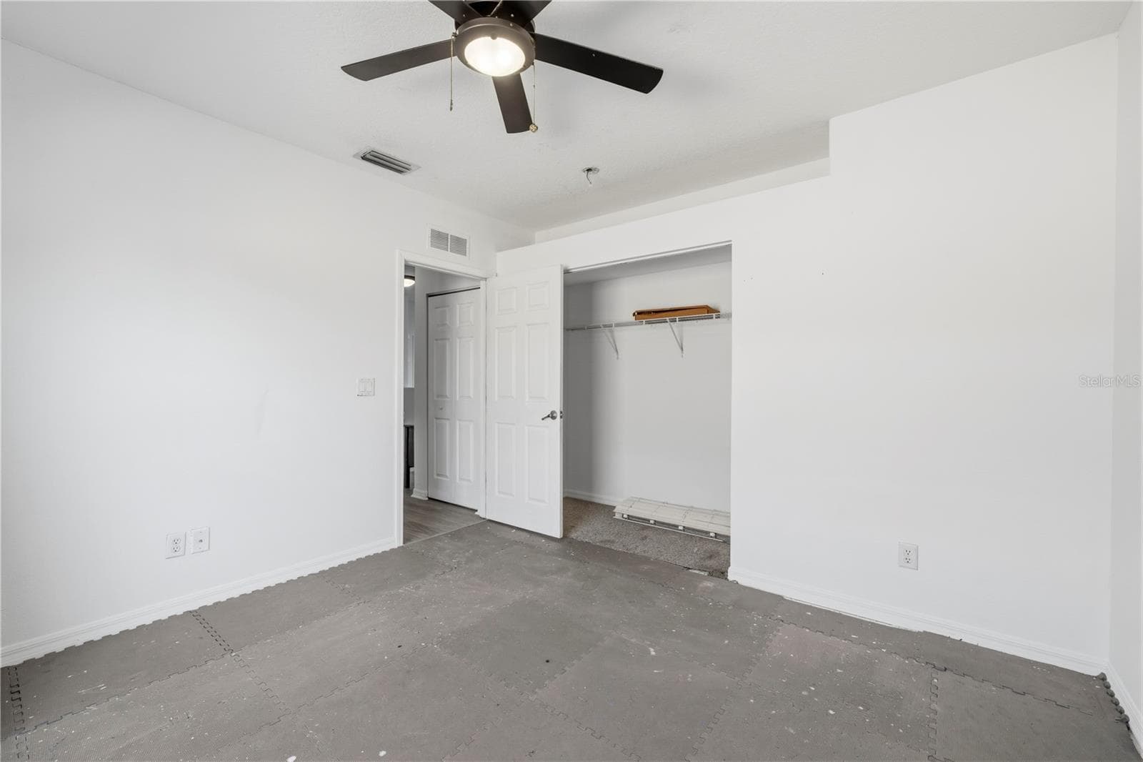 Single Family Residence at 605 CYPRESS PARK AVE, TARPON SPRINGS, photo 27 of 52