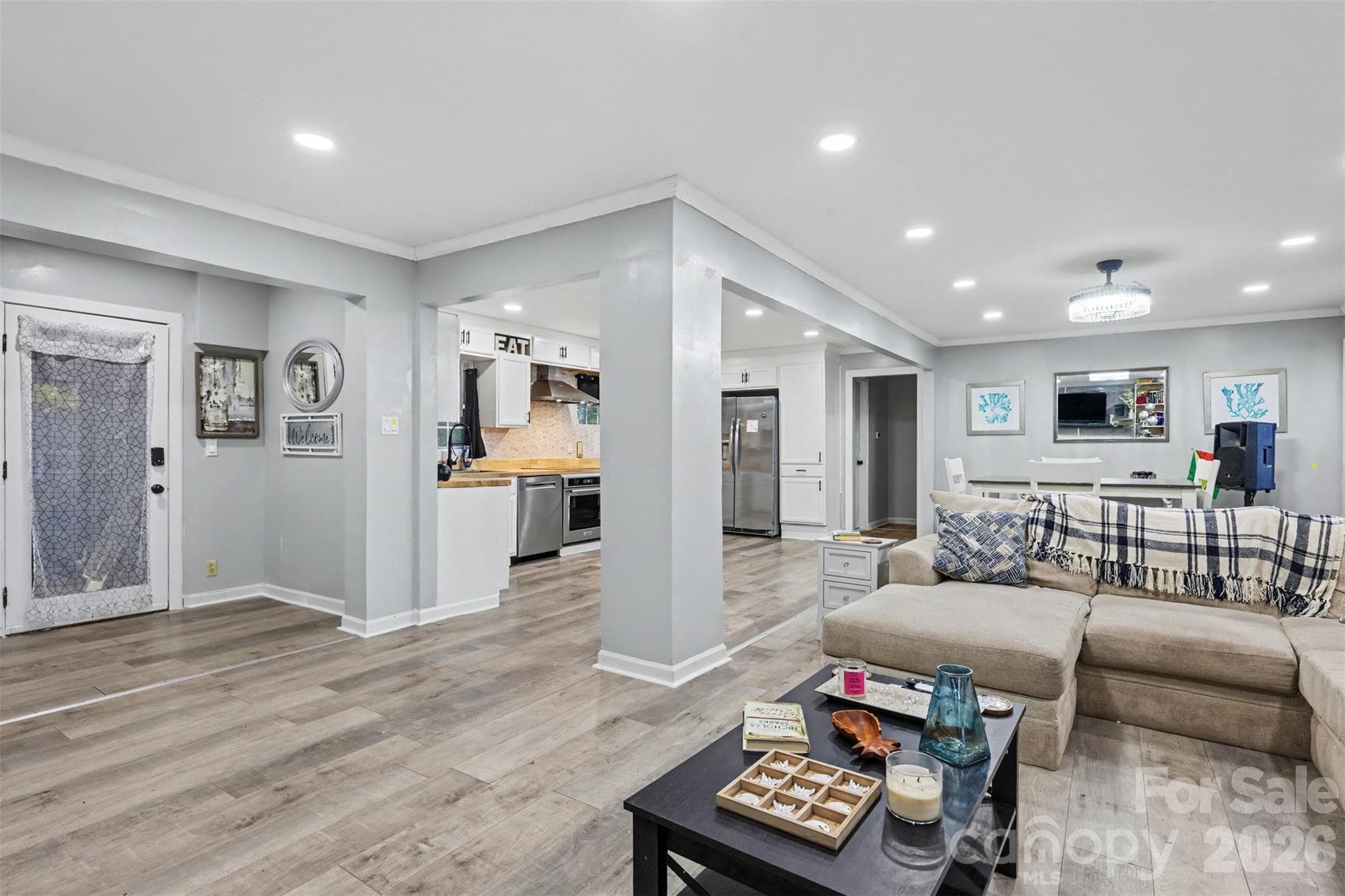 Single Family Residence at 2681 University Drive, Lancaster, photo 4 of 48