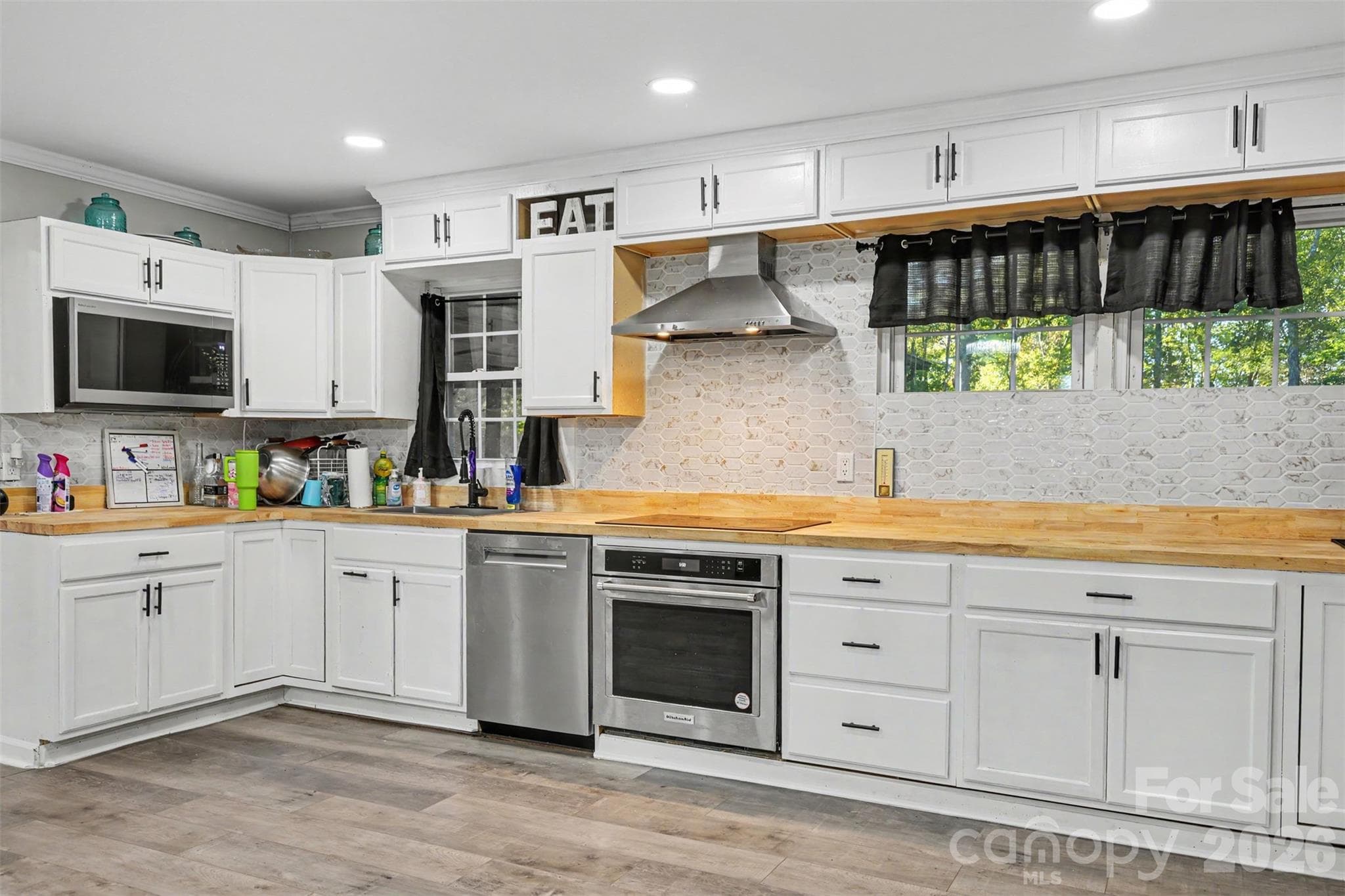 Single Family Residence at 2681 University Drive, Lancaster, photo 23 of 48