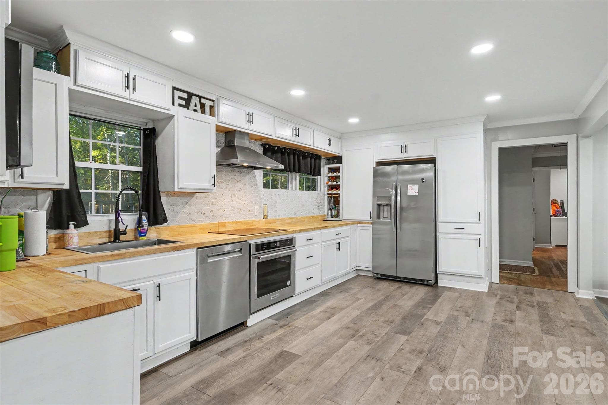 Single Family Residence at 2681 University Drive, Lancaster, photo 25 of 48