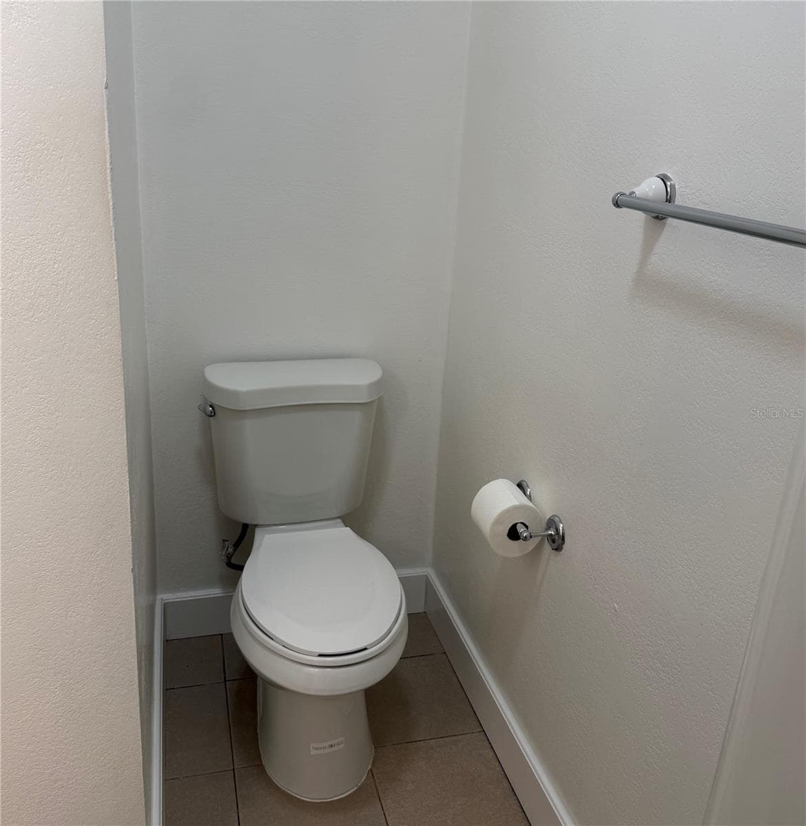 Primary Bath - 2917 NE 17TH TER, OCALA