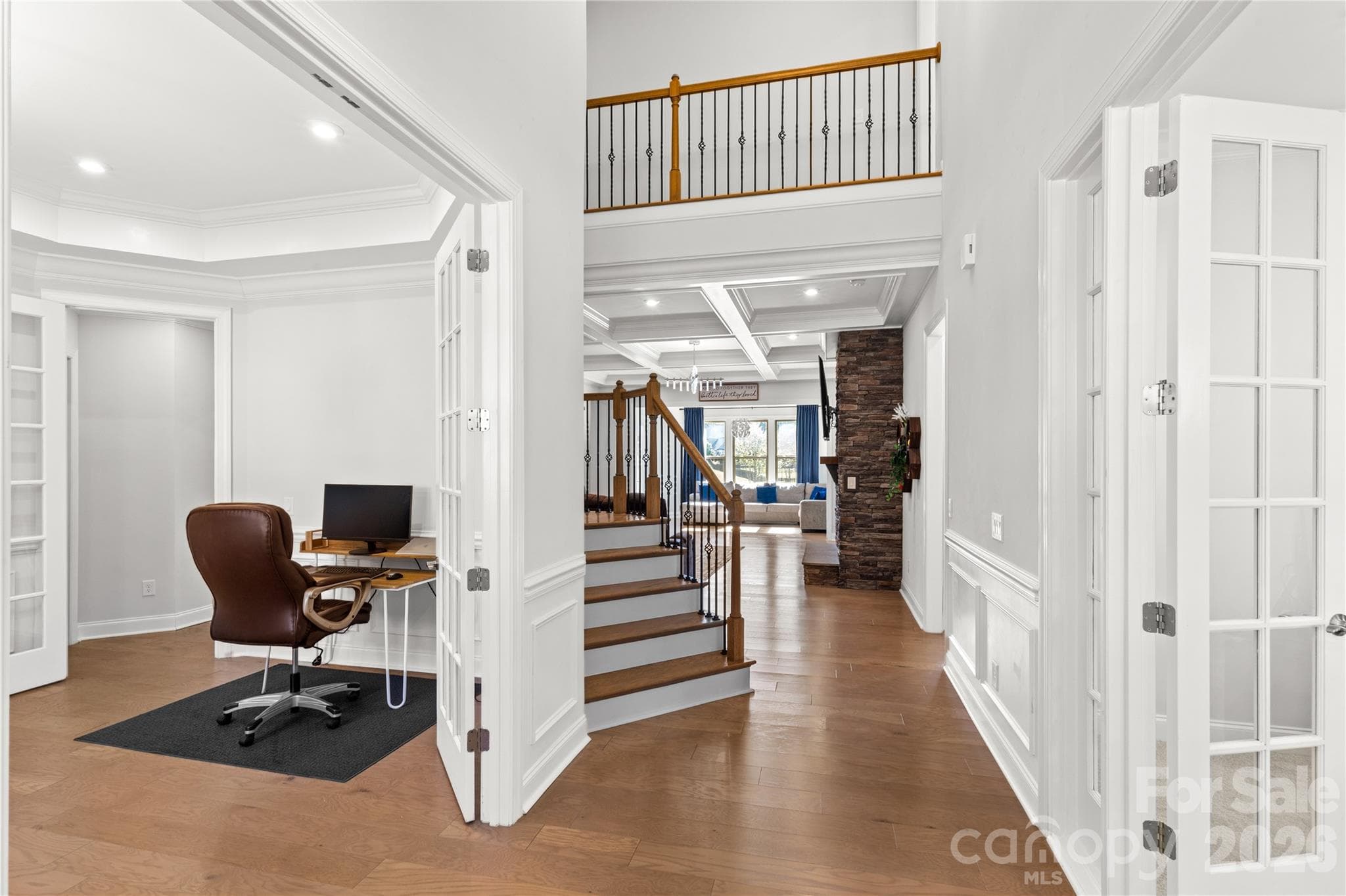 Hall entry - 5616 Regal Way, Indian Land