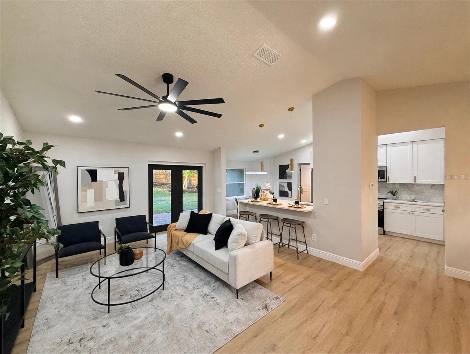 Single Family Residence at 474 SANDPIPER RIDGE DR, ORLANDO, photo 4 of 47
