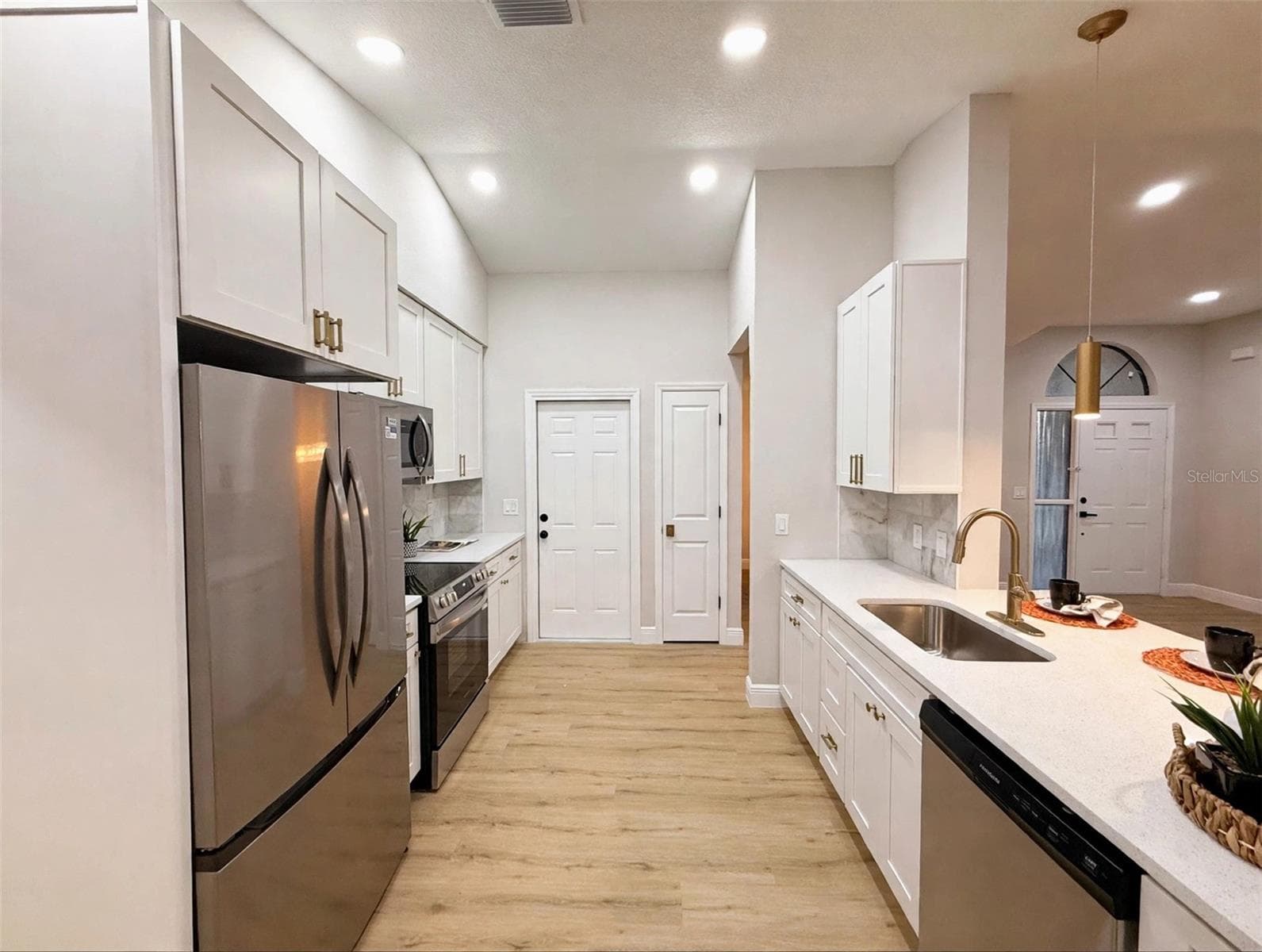 Single Family Residence at 474 SANDPIPER RIDGE DR, ORLANDO, photo 8 of 47