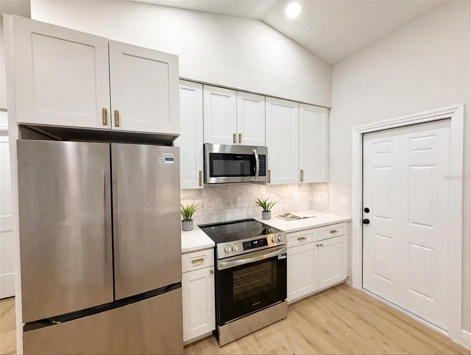 Single Family Residence at 474 SANDPIPER RIDGE DR, ORLANDO, photo 10 of 47