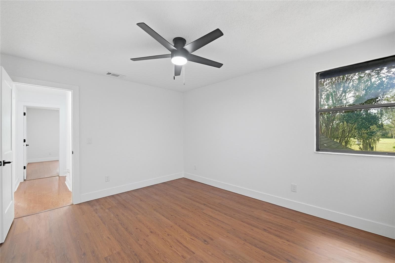 Single Family Residence at 6201 GREENWICH DR, TAMPA, photo 27 of 46