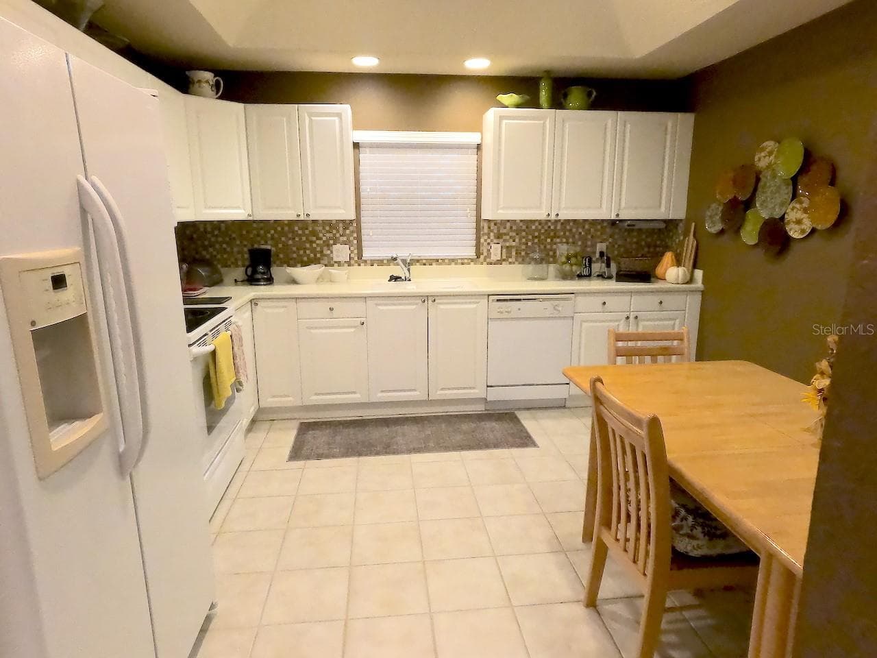 Kitchen V1 - LAKESIDE LANDINGS, OXFORD