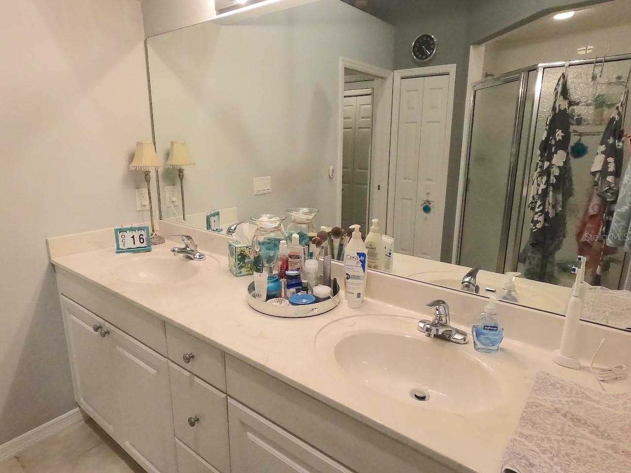 Master Bath V3 - LAKESIDE LANDINGS, OXFORD