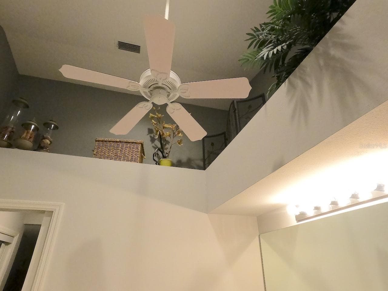 Master Bath V4 - LAKESIDE LANDINGS, OXFORD