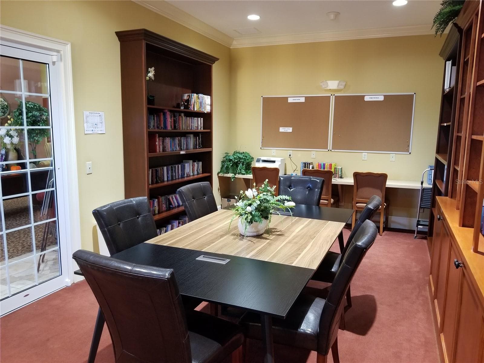 Free honor library - LAKESIDE LANDINGS, OXFORD
