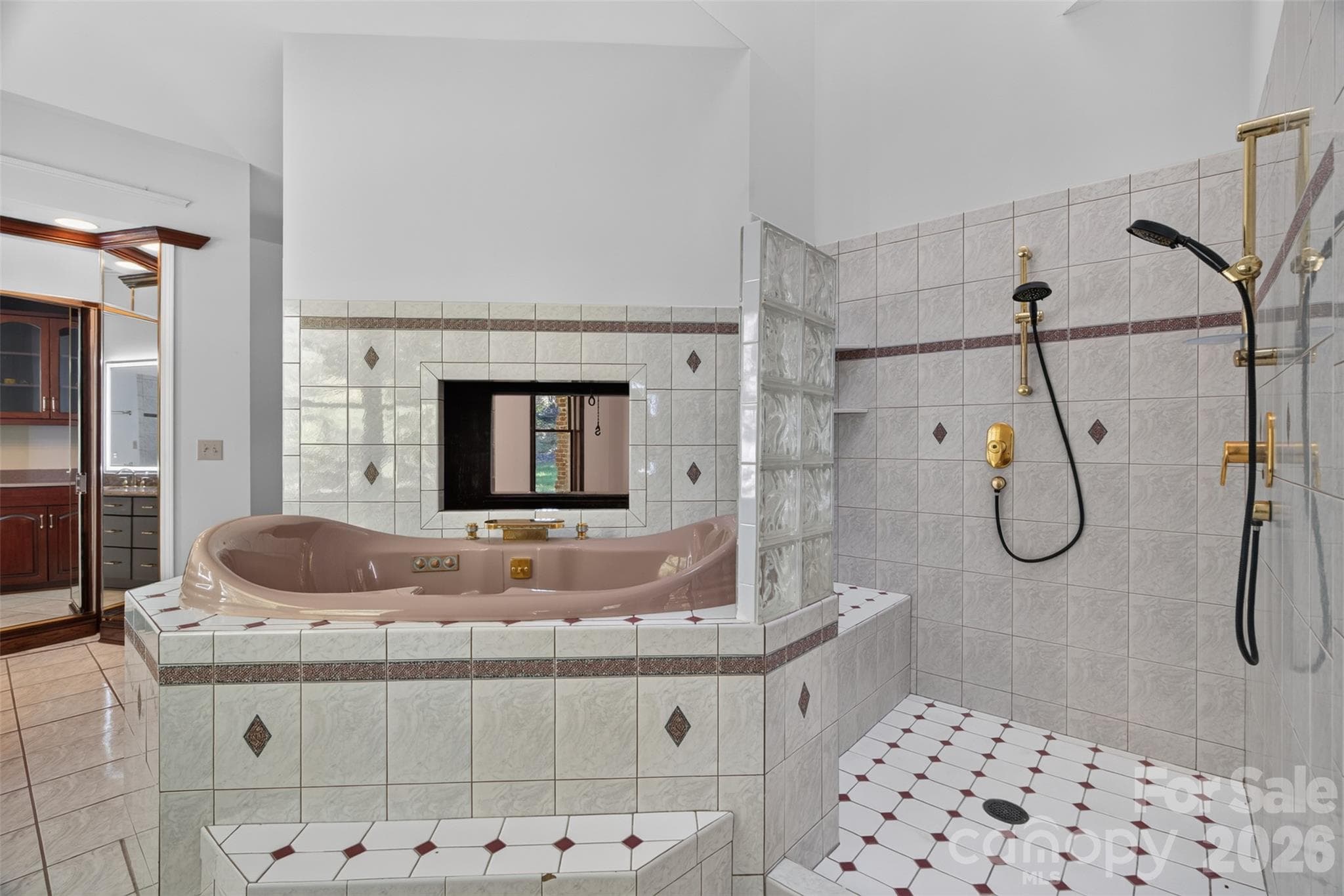 Primary Bathroom with jetted tub and fireplace - 253 Highway 161 South, Clover