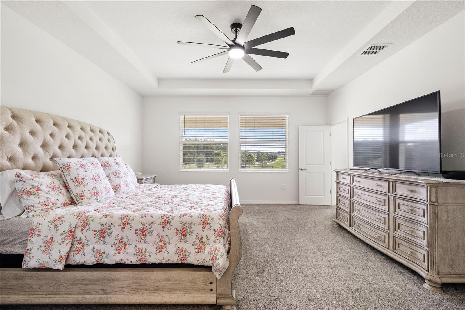 Single Family Residence at 6025 CLAYSTONE WAY, MOUNT DORA, photo 12 of 28