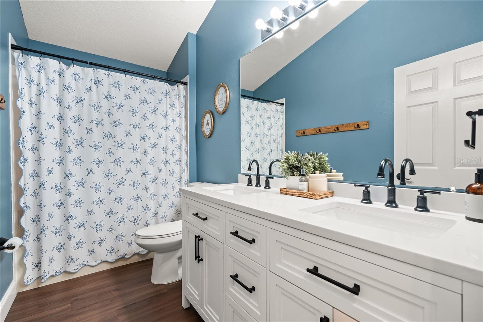 Single Family Residence at 4533 NORTHERN DANCER WAY, ORLANDO, photo 14 of 25