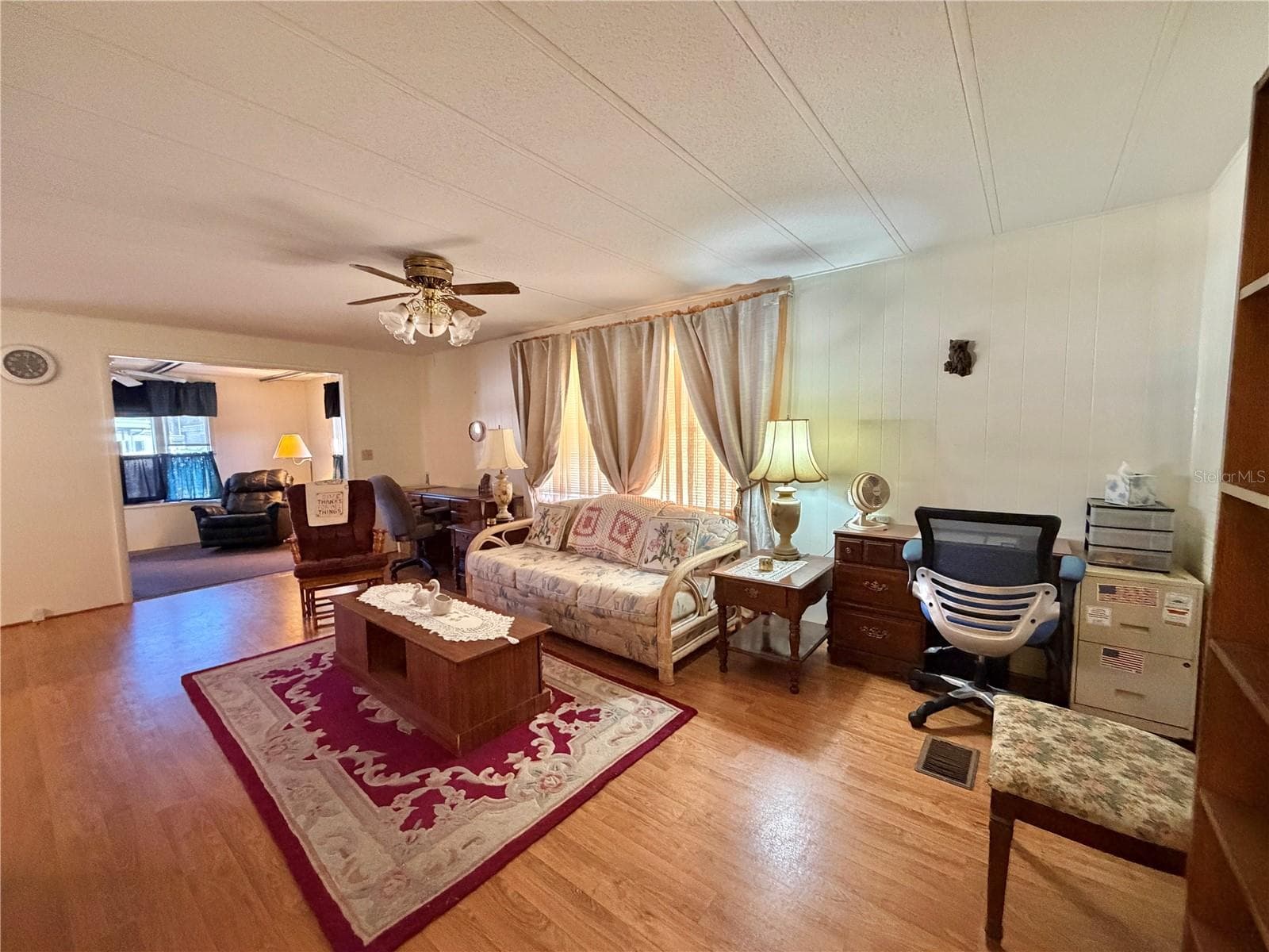 Mobile Home at 120 CAMELLIA TRL, LEESBURG, photo 7 of 68