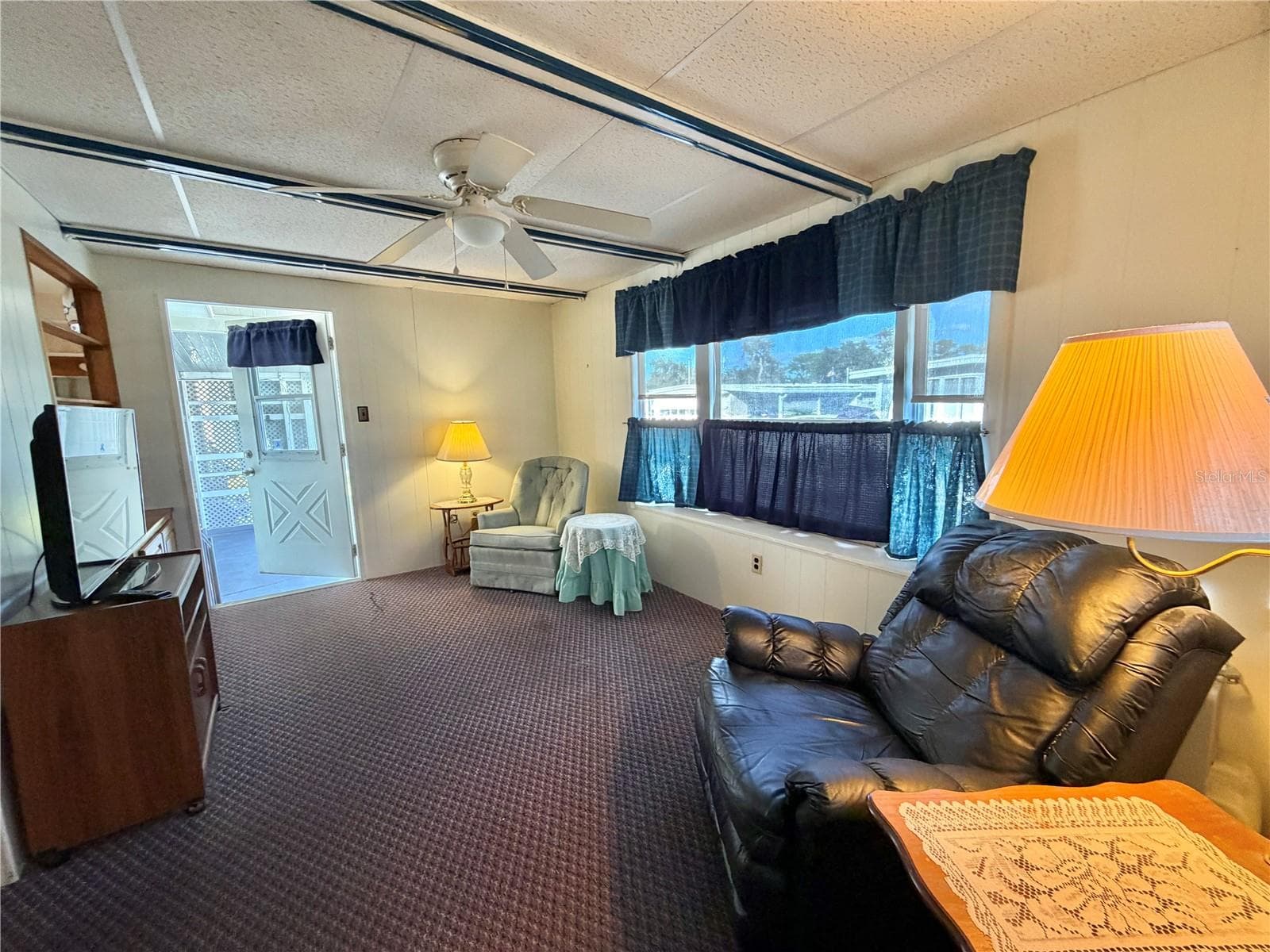 Mobile Home at 120 CAMELLIA TRL, LEESBURG, photo 10 of 68