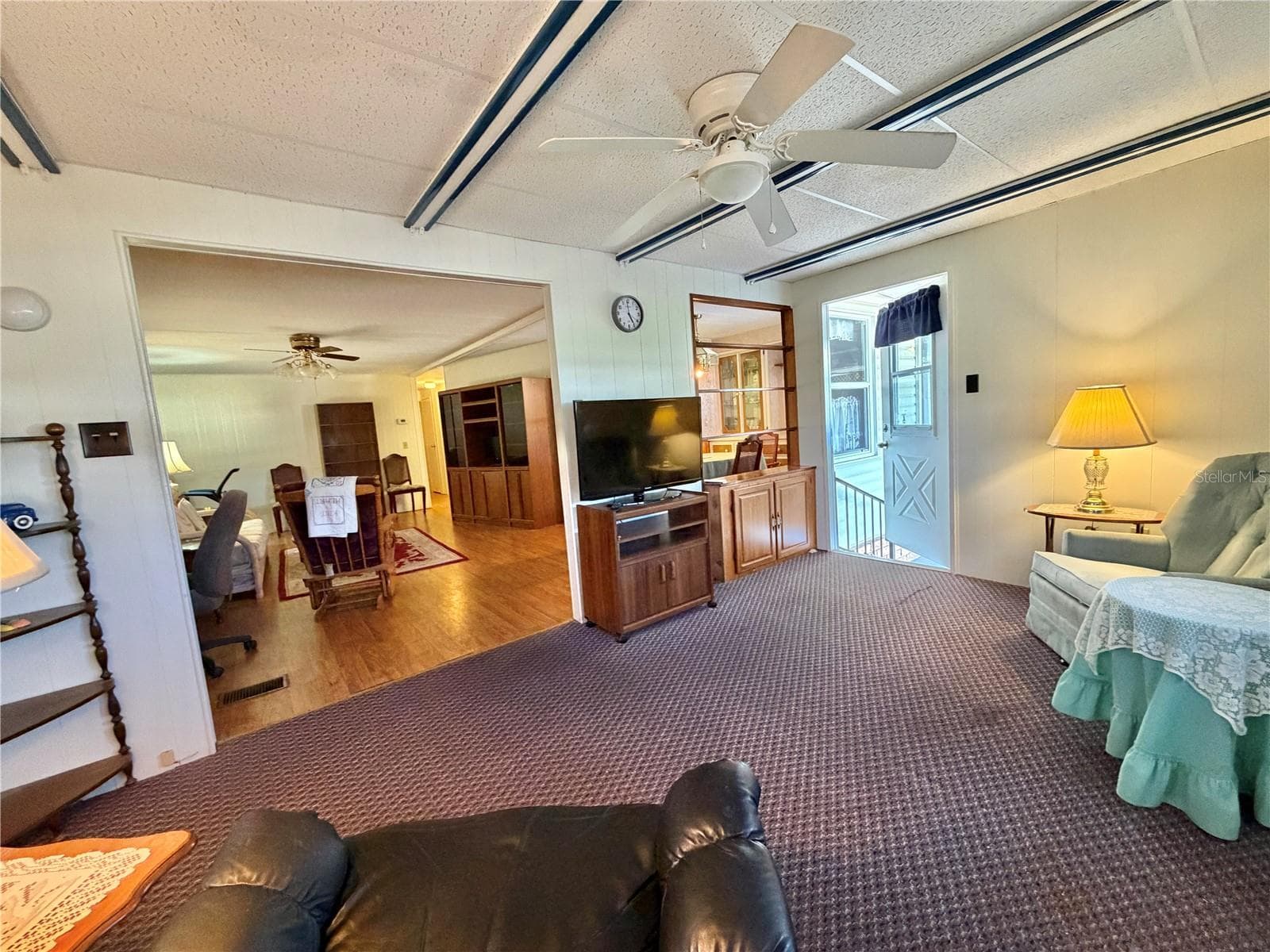 Mobile Home at 120 CAMELLIA TRL, LEESBURG, photo 11 of 68