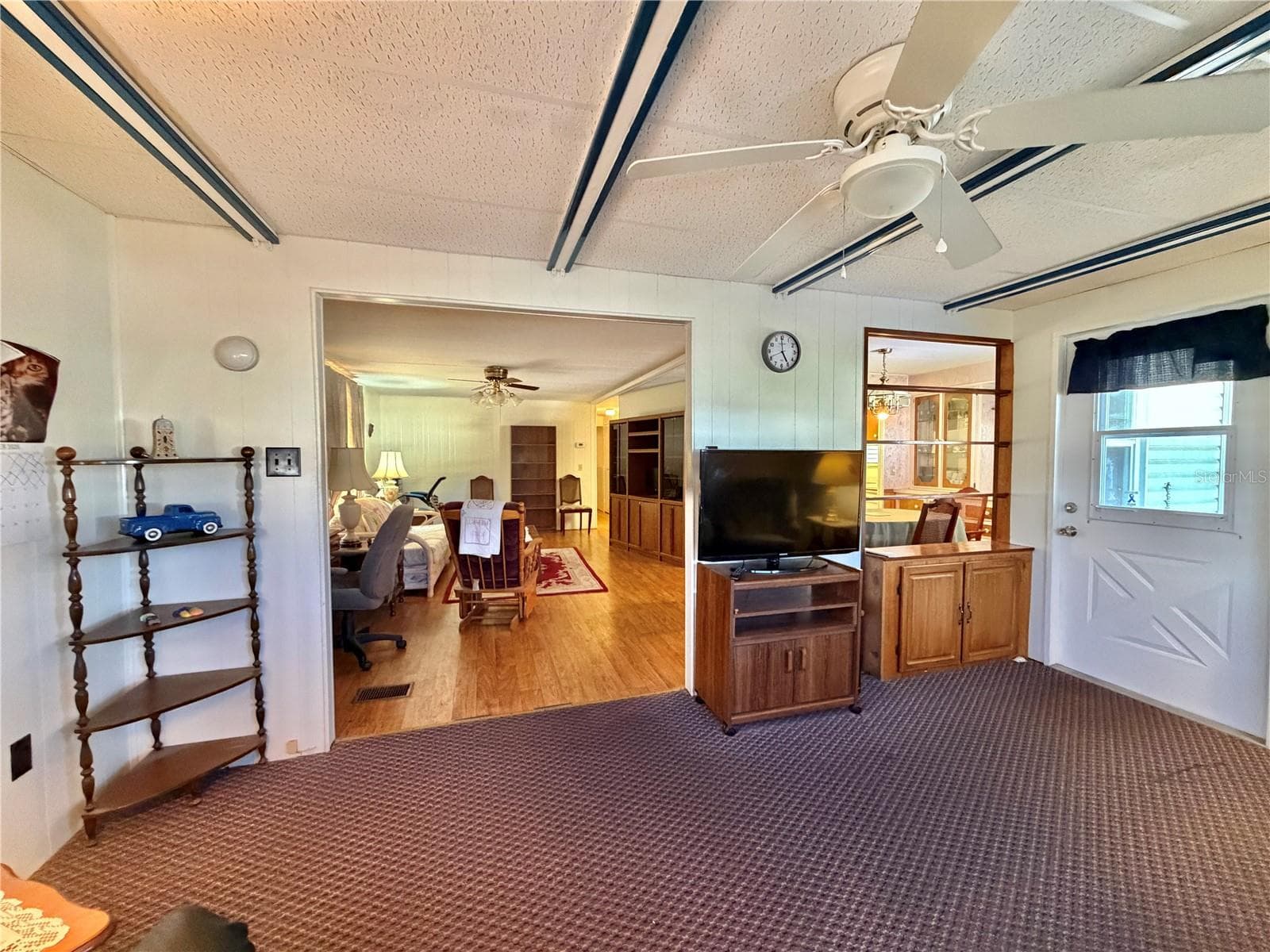 Mobile Home at 120 CAMELLIA TRL, LEESBURG, photo 14 of 68
