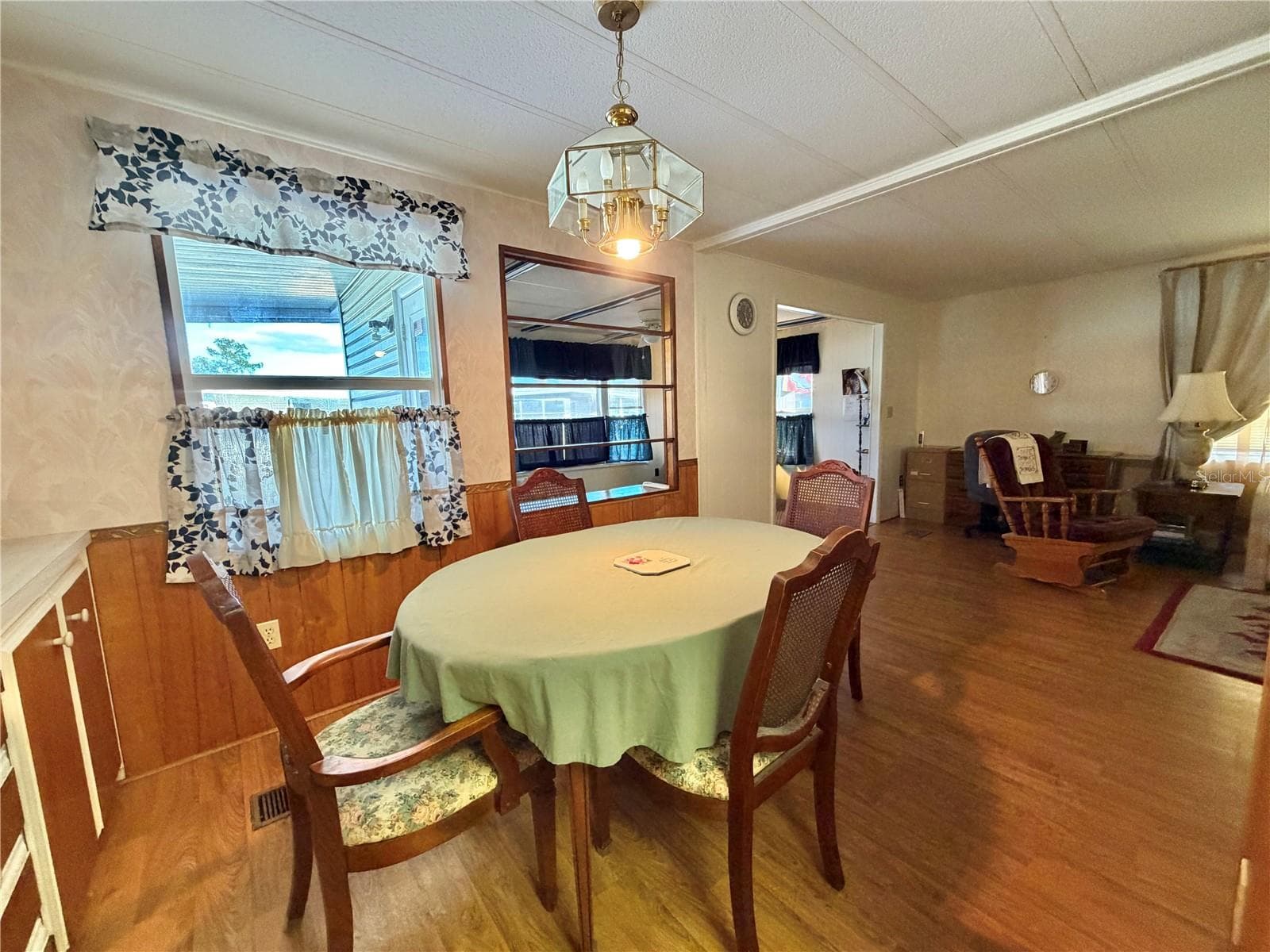 Mobile Home at 120 CAMELLIA TRL, LEESBURG, photo 15 of 68