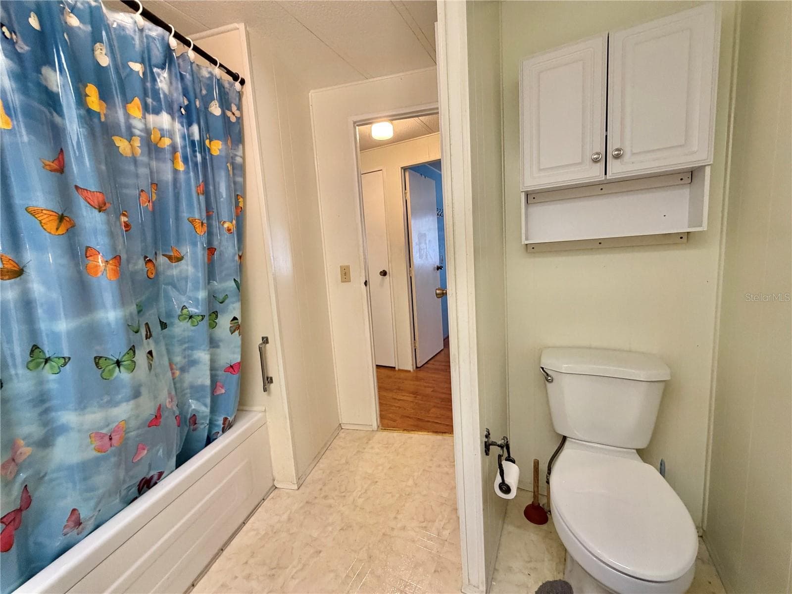 Mobile Home at 120 CAMELLIA TRL, LEESBURG, photo 33 of 68