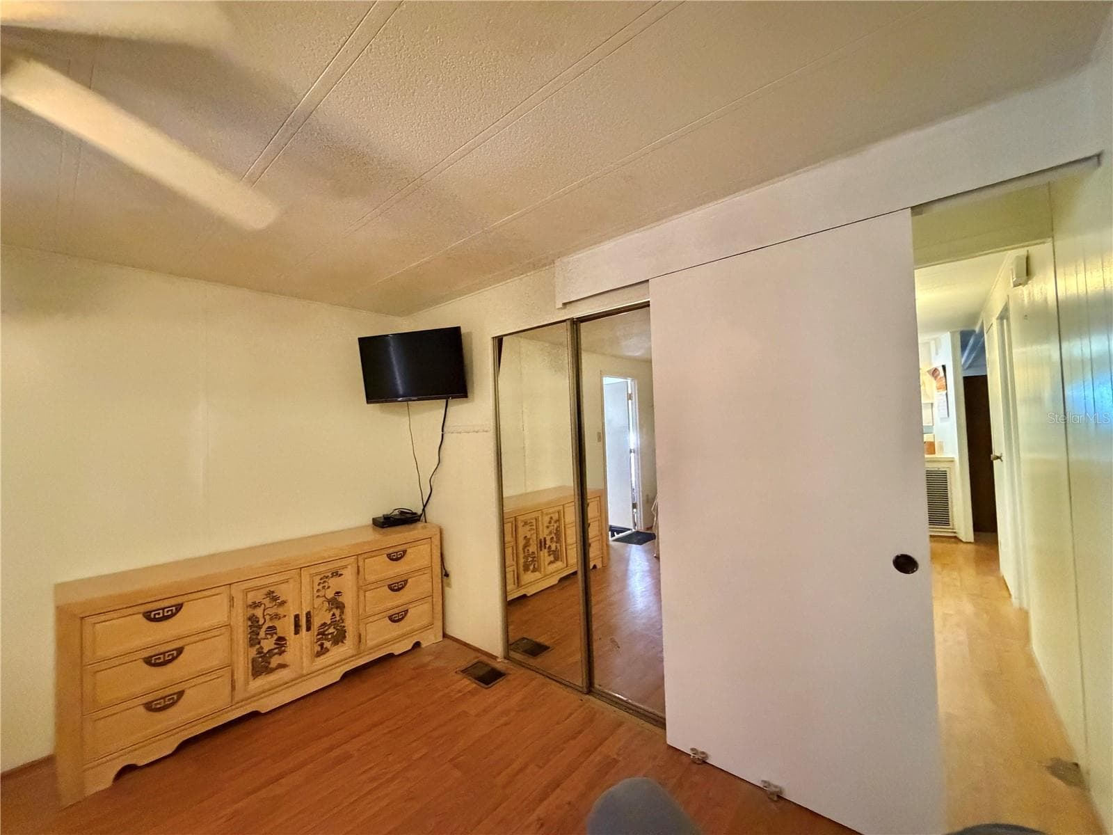 Mobile Home at 120 CAMELLIA TRL, LEESBURG, photo 37 of 68