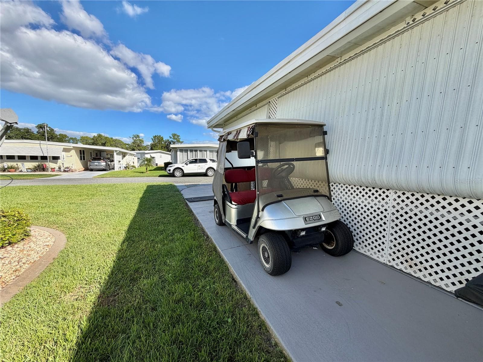Mobile Home at 120 CAMELLIA TRL, LEESBURG, photo 61 of 68