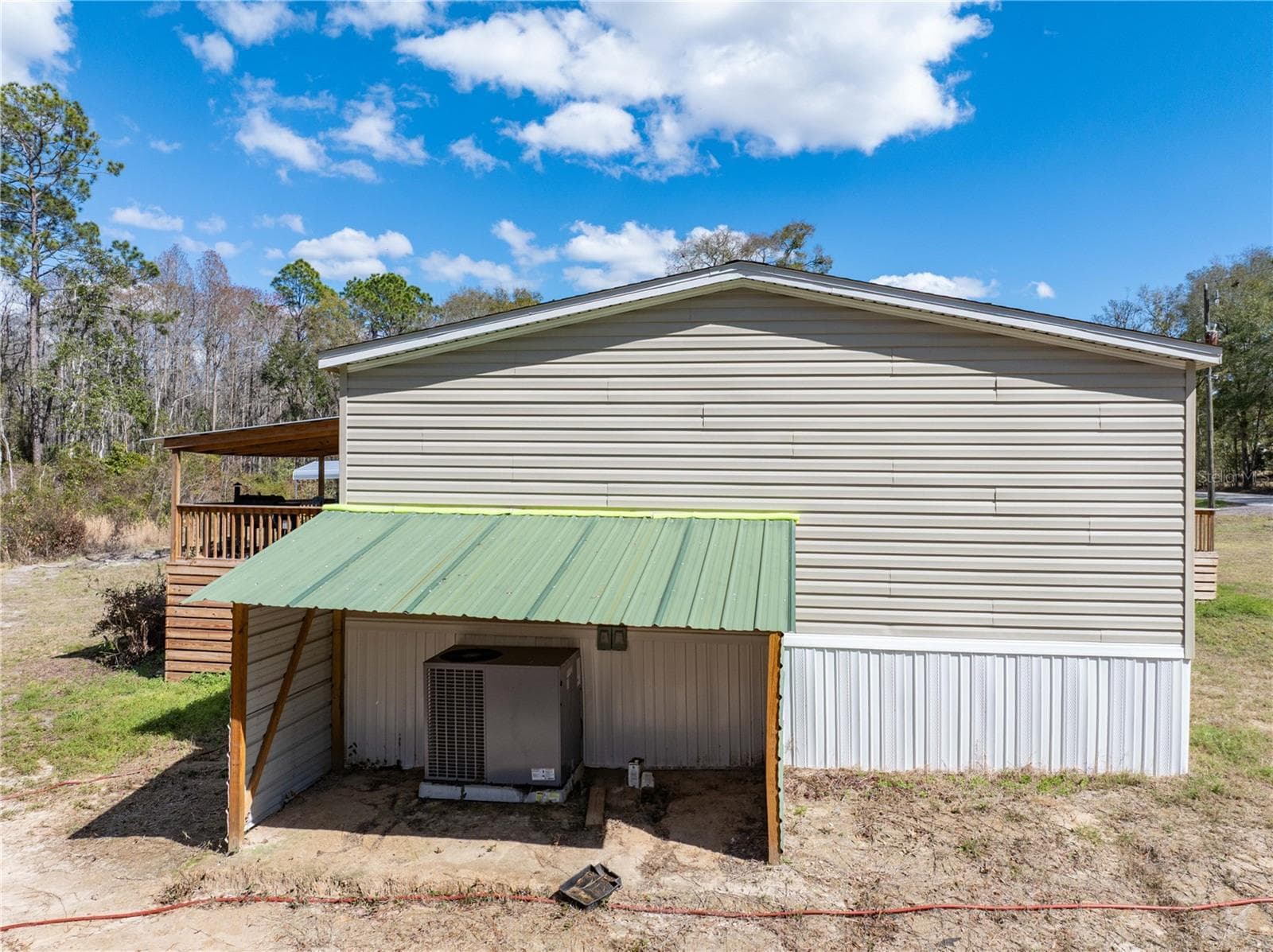 Manufactured Home at 387 NW LAMAR PL, LAKE CITY, photo 24 of 34
