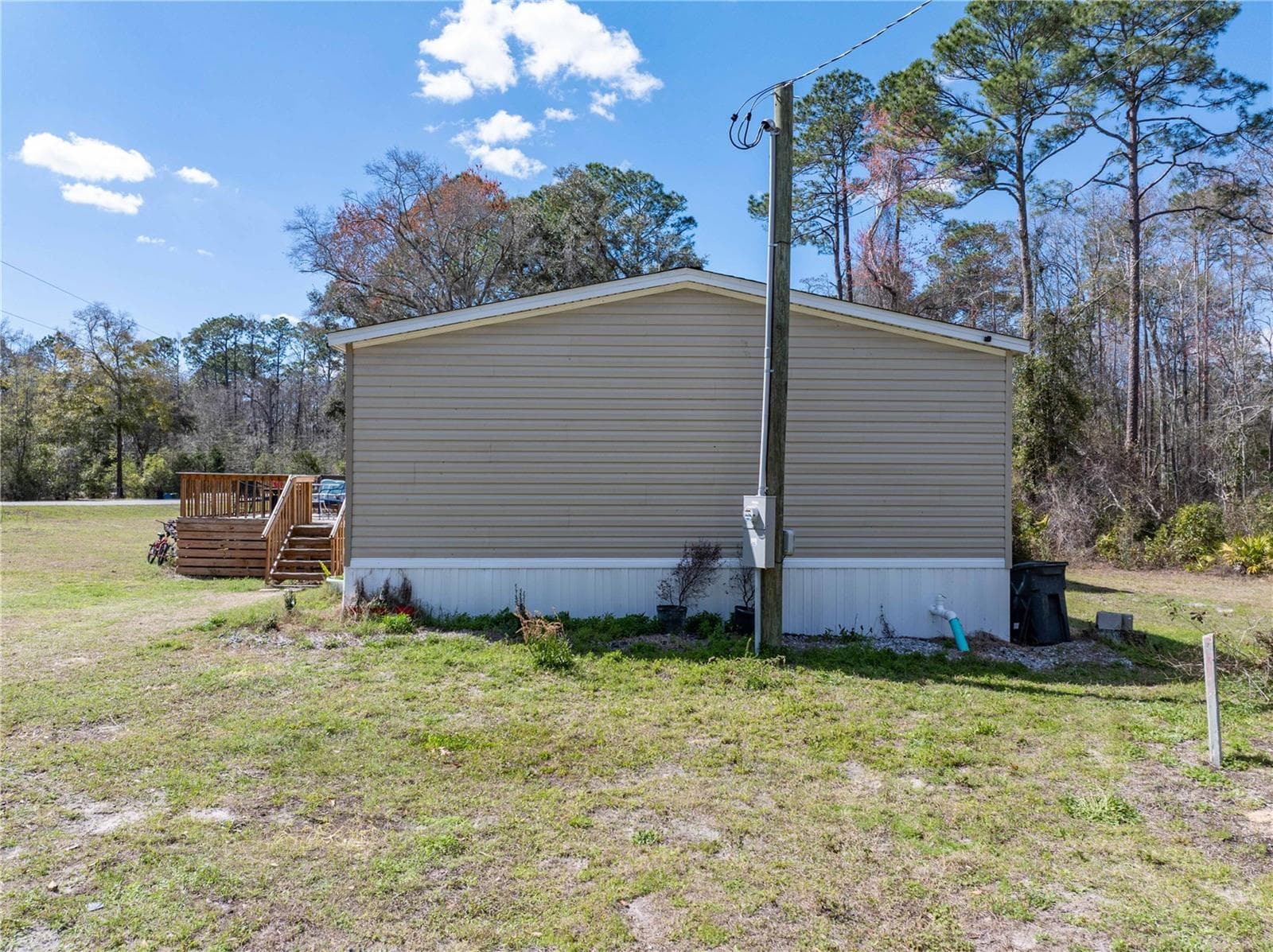 Manufactured Home at 387 NW LAMAR PL, LAKE CITY, photo 26 of 34