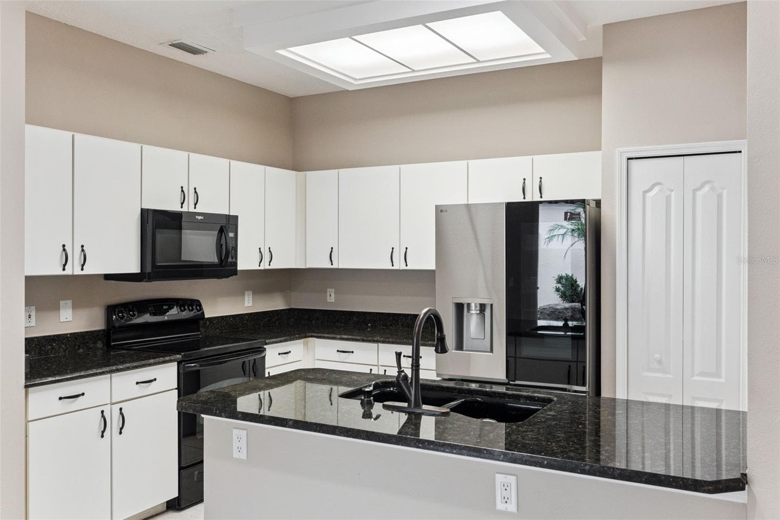 Kitchen - 4242 NEWLAND ST, CLERMONT