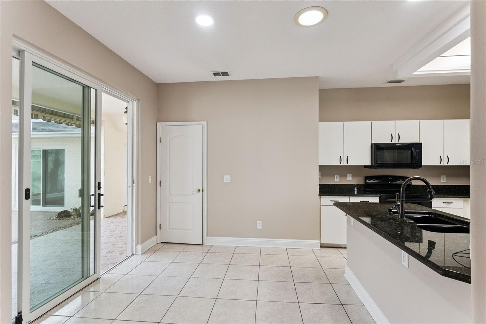 Breakfast Nook - 4242 NEWLAND ST, CLERMONT