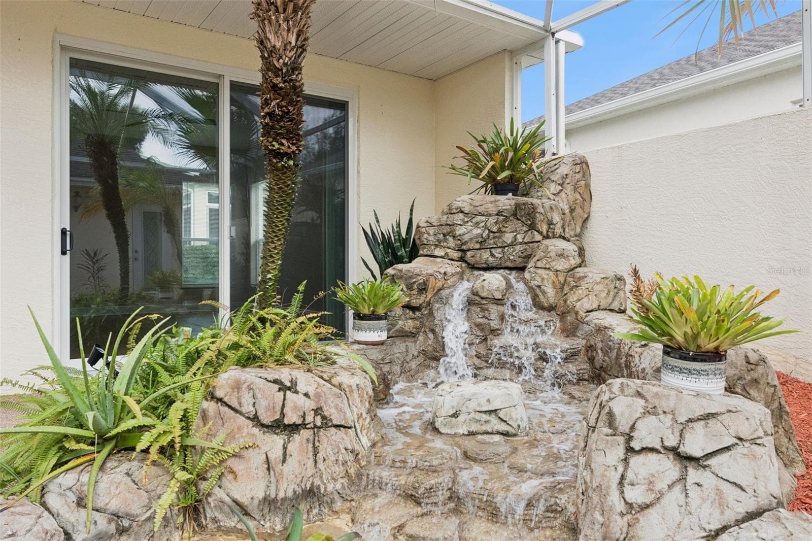 Waterfall - 4242 NEWLAND ST, CLERMONT