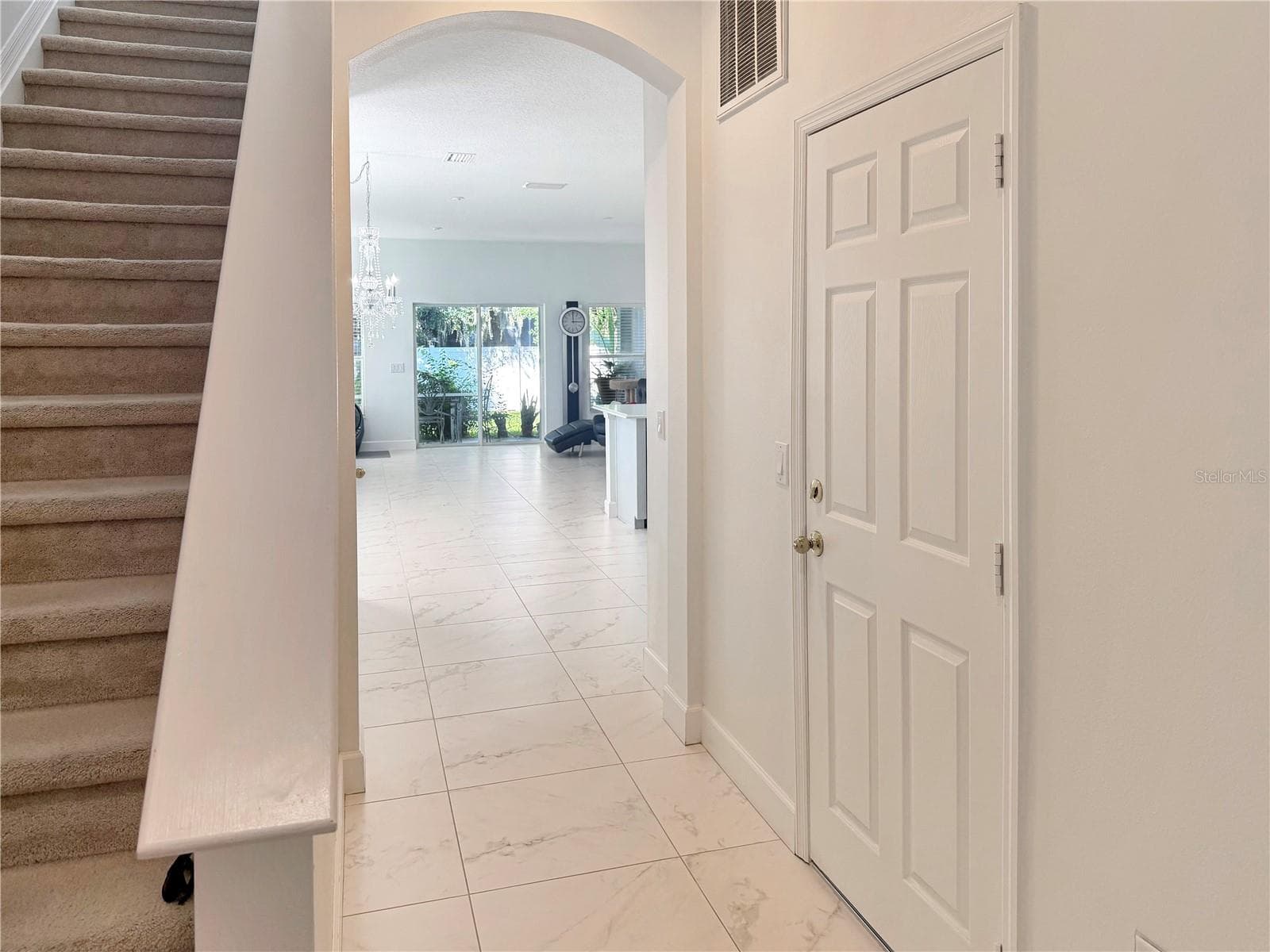 Townhouse at 4445 AMBERLY OAKS CT, TAMPA, photo 8 of 27