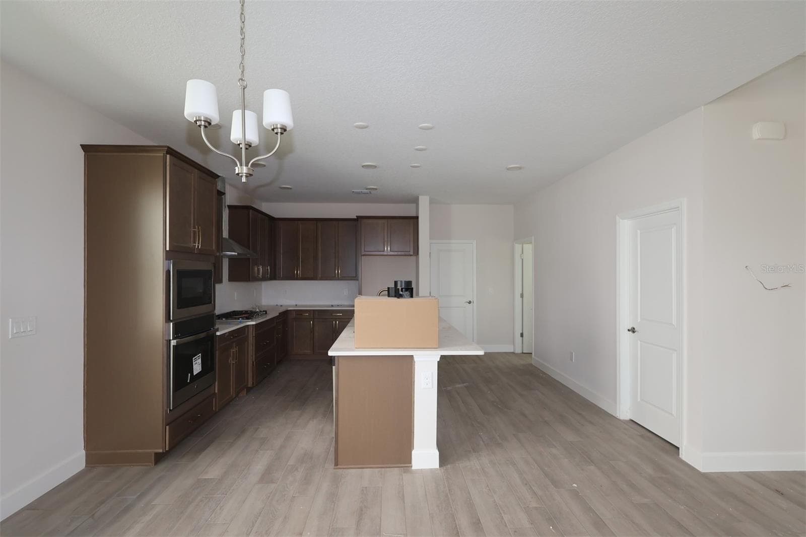 Single Family Residence at 5264 CENTER LAKE RANCH BLVD, ST CLOUD, photo 9 of 38