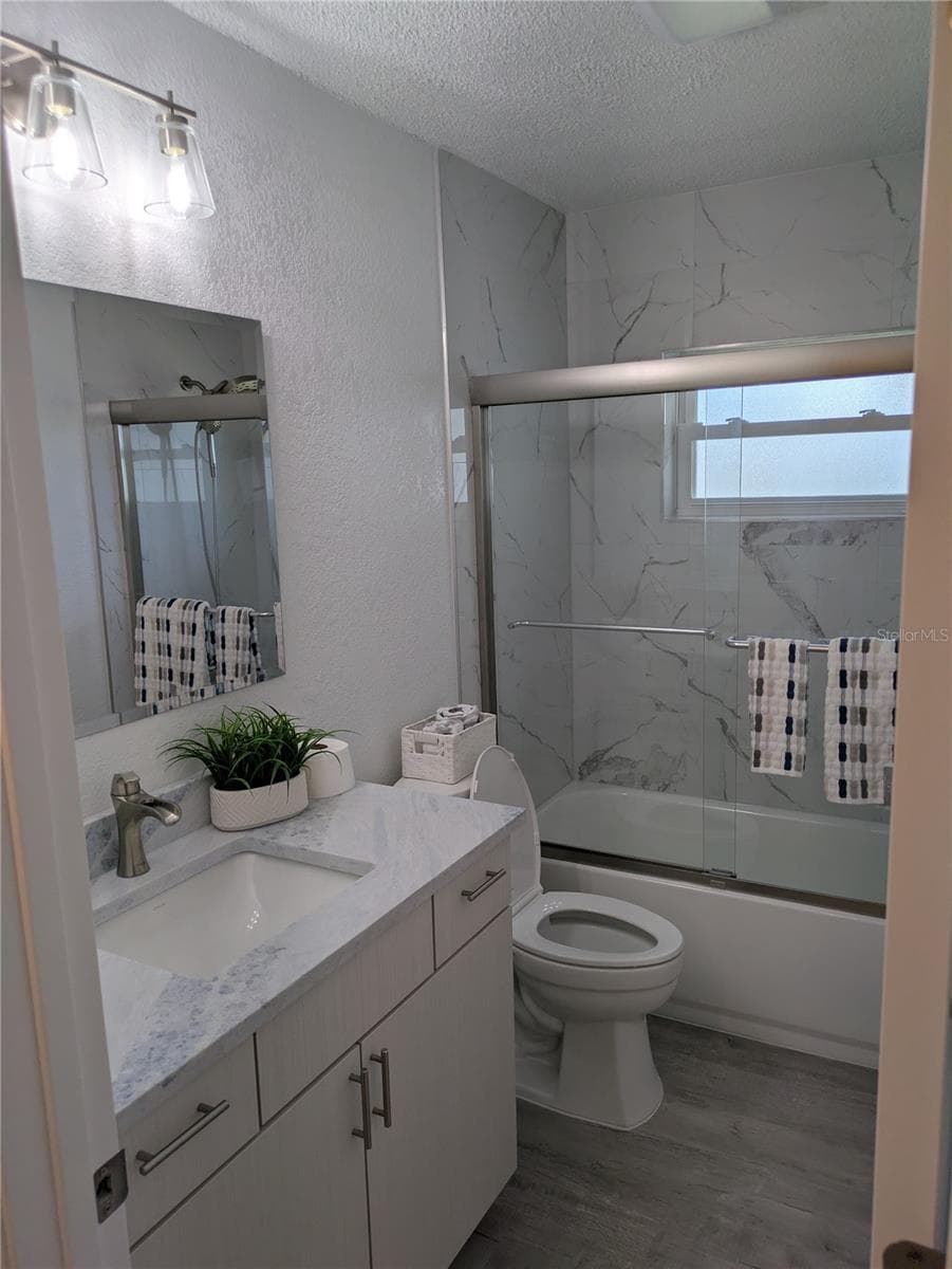 Single Family Residence at 3641 BEACH DR SE, ST PETERSBURG, photo 38 of 74