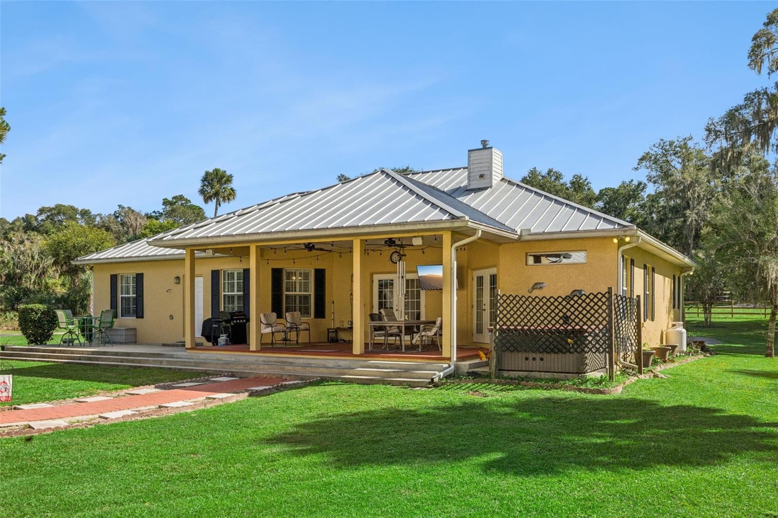 Rear View - 1050 DEERFOOT RD, DELAND