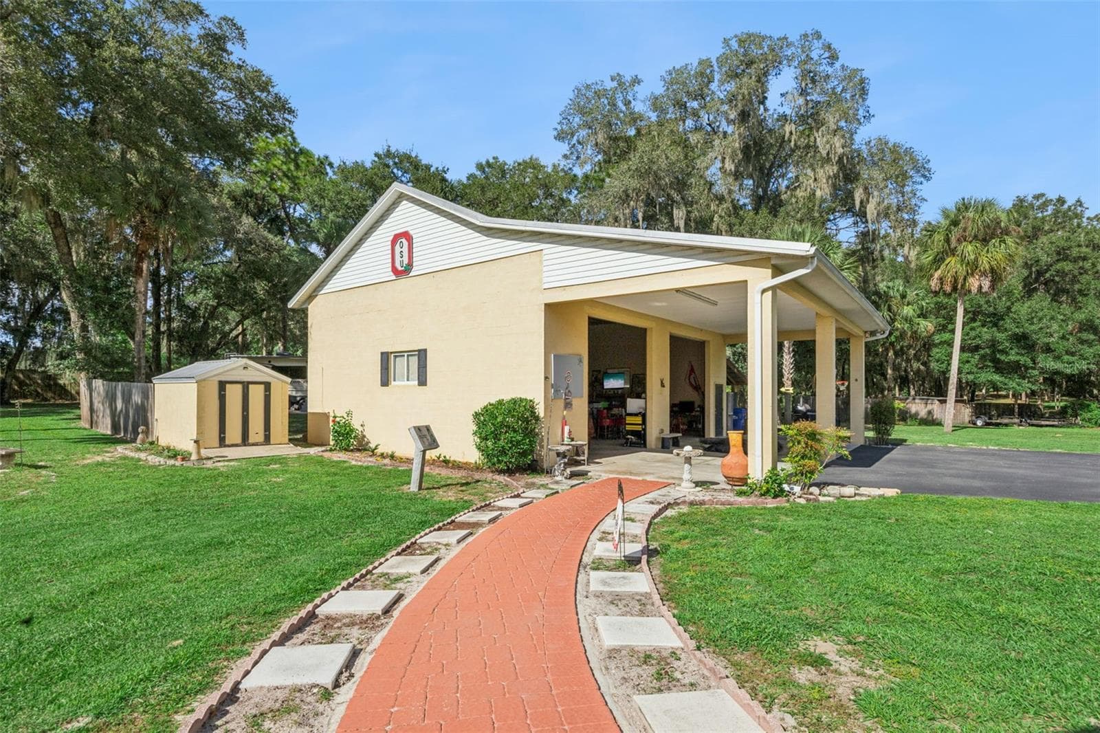 Walking Path - 1050 DEERFOOT RD, DELAND