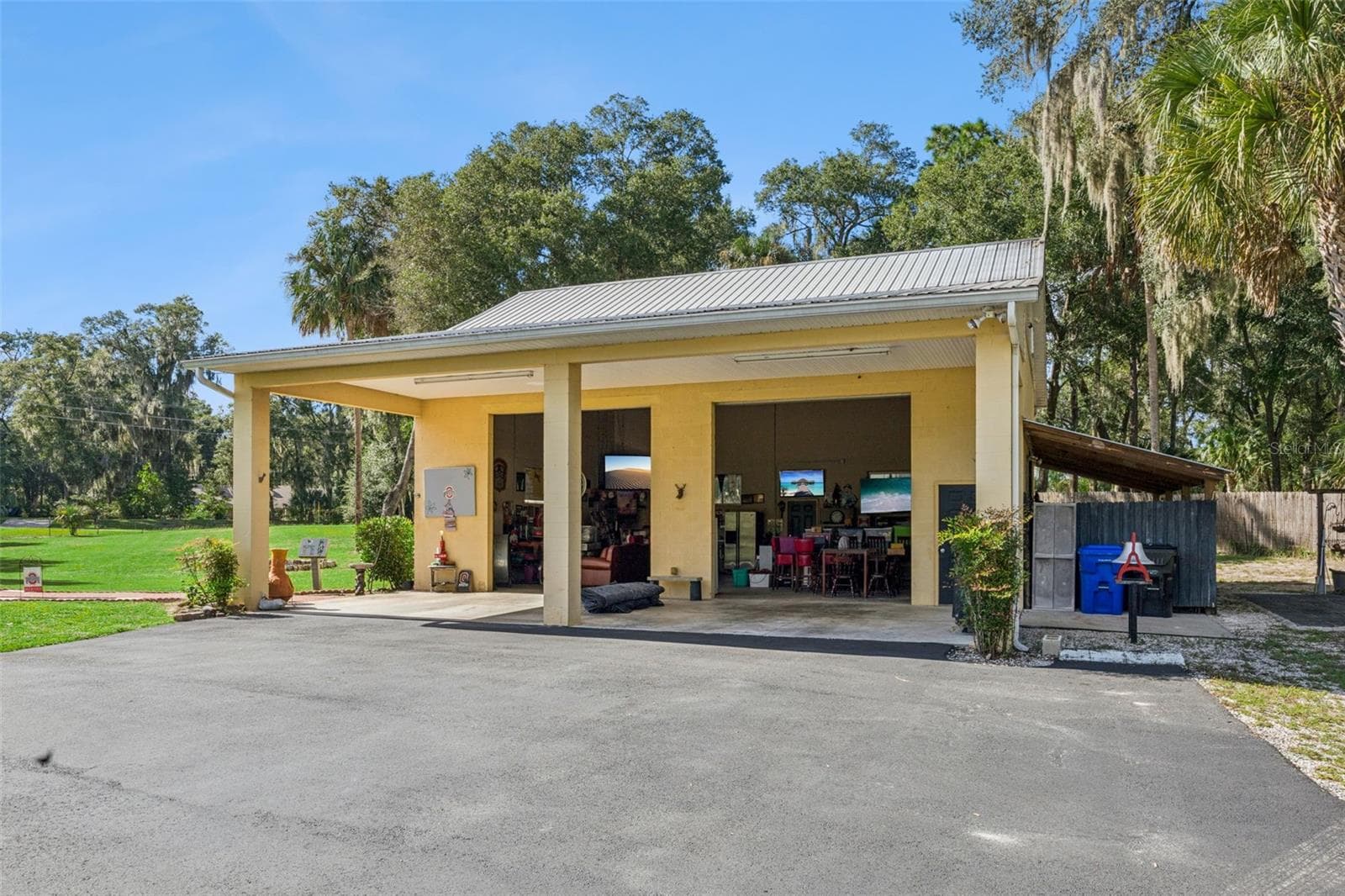 Outbuilding - 1050 DEERFOOT RD, DELAND