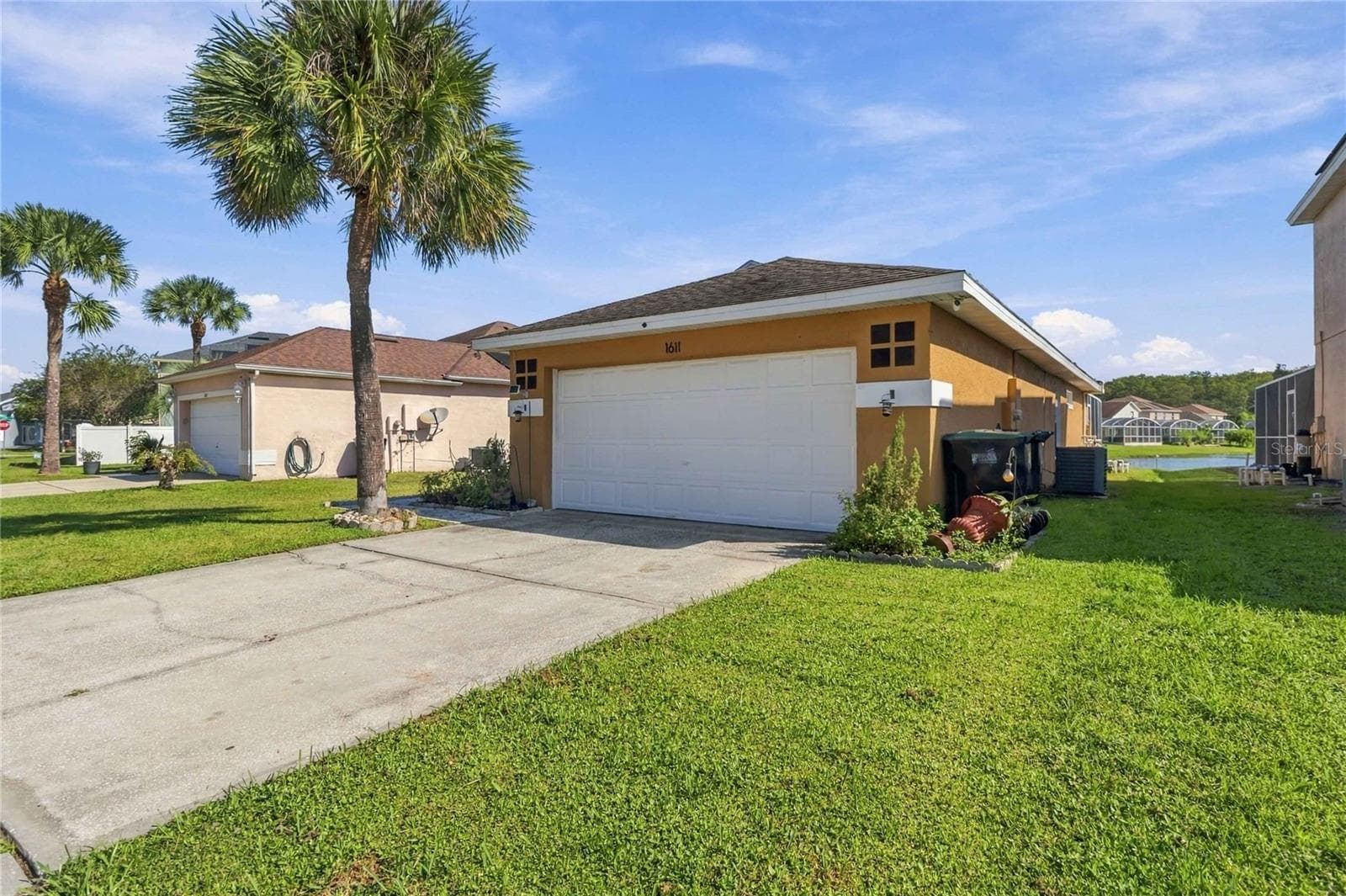 Single Family Residence at 1611 BRIDGEVIEW CIR, ORLANDO, photo 2 of 25
