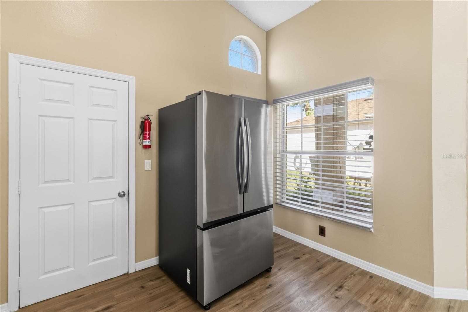 Single Family Residence at 1611 BRIDGEVIEW CIR, ORLANDO, photo 10 of 25