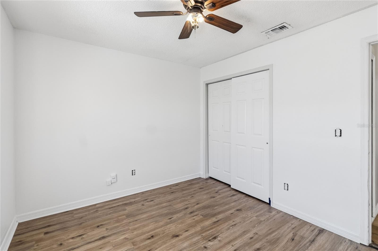 Single Family Residence at 1611 BRIDGEVIEW CIR, ORLANDO, photo 16 of 25