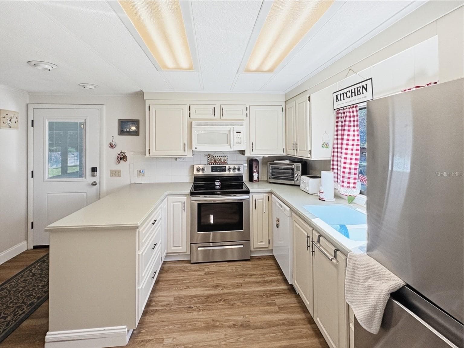 Manufactured Home at 6 BIG OAK LN, WILDWOOD, photo 14 of 27