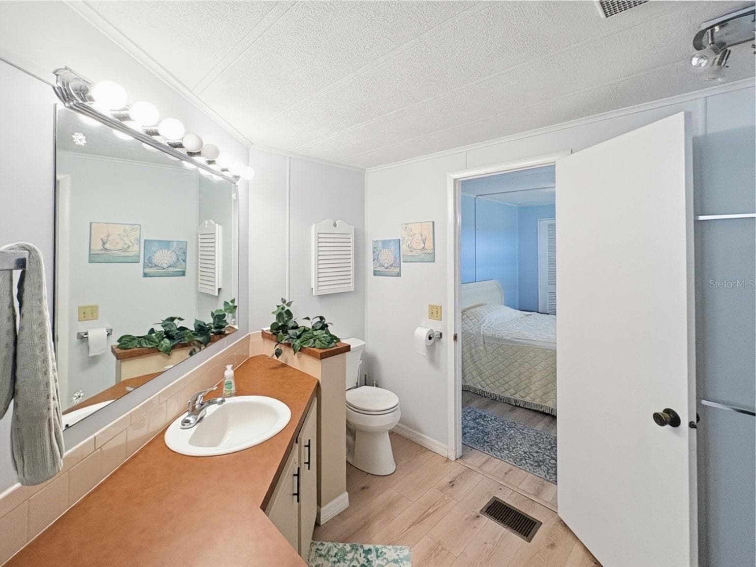 Manufactured Home at 6 BIG OAK LN, WILDWOOD, photo 18 of 27