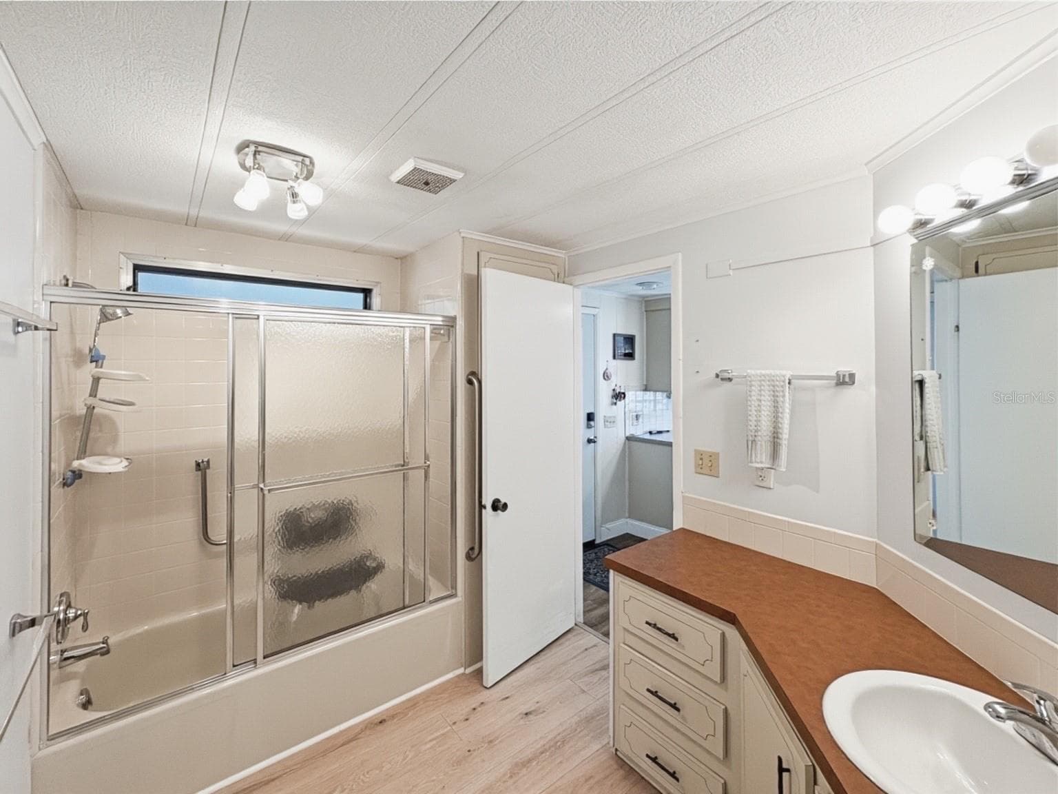 Manufactured Home at 6 BIG OAK LN, WILDWOOD, photo 20 of 27