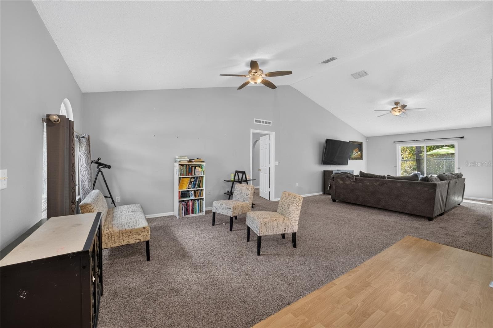 Living/Family Room Combo - 8364 N POCONO DR, CITRUS SPRINGS