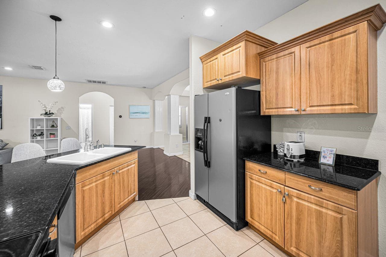 Single Family Residence at 1239 VISTA WAY, CLEARWATER, photo 21 of 45