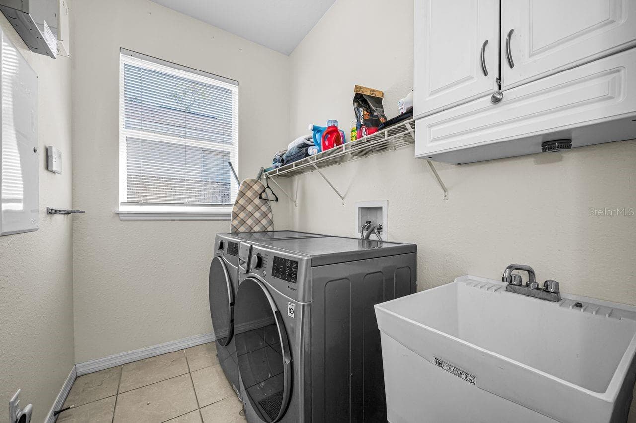 Single Family Residence at 1239 VISTA WAY, CLEARWATER, photo 22 of 45