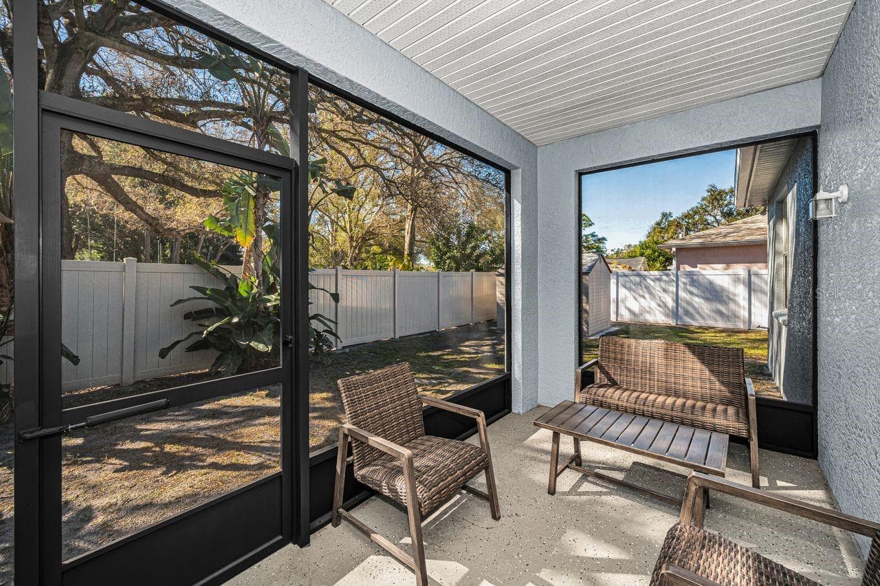 Single Family Residence at 1239 VISTA WAY, CLEARWATER, photo 33 of 45
